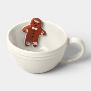 13 fl oz Christmas Stoneware
Gingerbread Peek-a-boo Mug -
Wondershop™